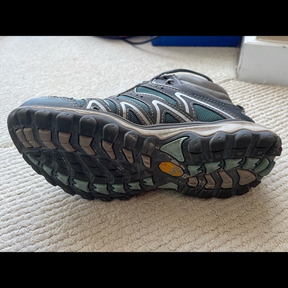 Eddie Bauer Lukla pro mid womens ankle rise hiking boot as good as new .US 7.5 . - Picture 4 of 9